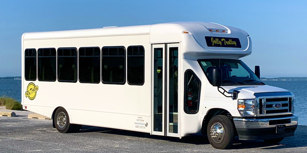 Jolly Bus Exterior (seats 28)